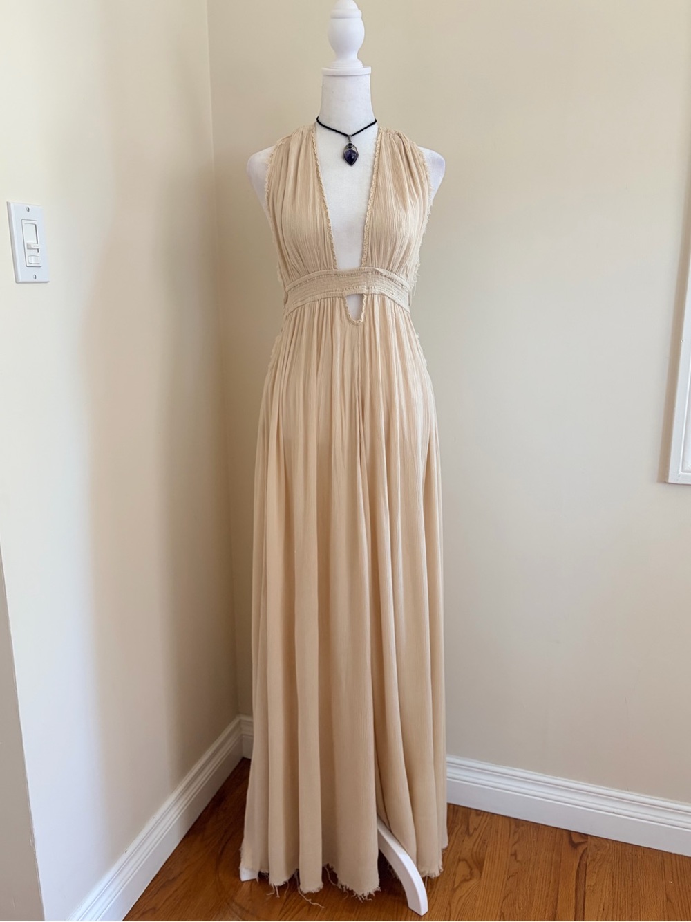 Free People Look Into The Sun Maxi Dress Free-est boho hippie flowy tan cream M - Picture 9 of 16